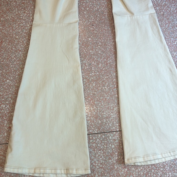 We the Free. Free People Pull On Flare Leg Jeans Size 26 - Picture 7 of 12